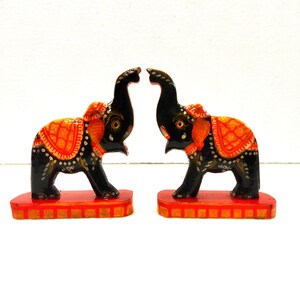 Wooden Elephant Toy/ A set of 2 Elephant Figurine/Miniature Animal/Handmade Wooden Elephant Toy/ Hand Carved Painted Wooden Animal Elephant
