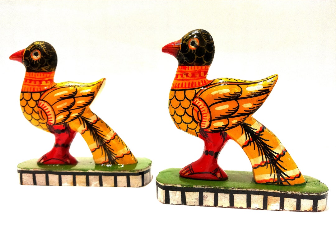 Wooden Toy Birds/a Set of 2 Yellow Hand Crafted Wooden Bird// Hand Painted Bird/ Made in India