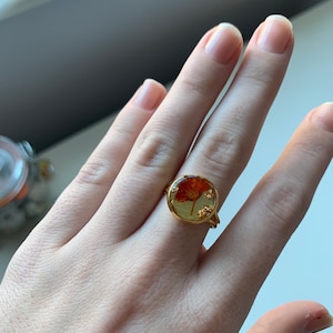 Pressed flower ring, resin ring, adjustable ring, gift, gift for her, friendship rings, couple rings, birthday gift, Christmas gift