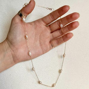 上品なチェーンパールネックレス、14Kゴールドフィルドパールネックレス、スターリングシルバーネックレス、淡水パール、ブライズメイドネックレス、彼女へのギフト