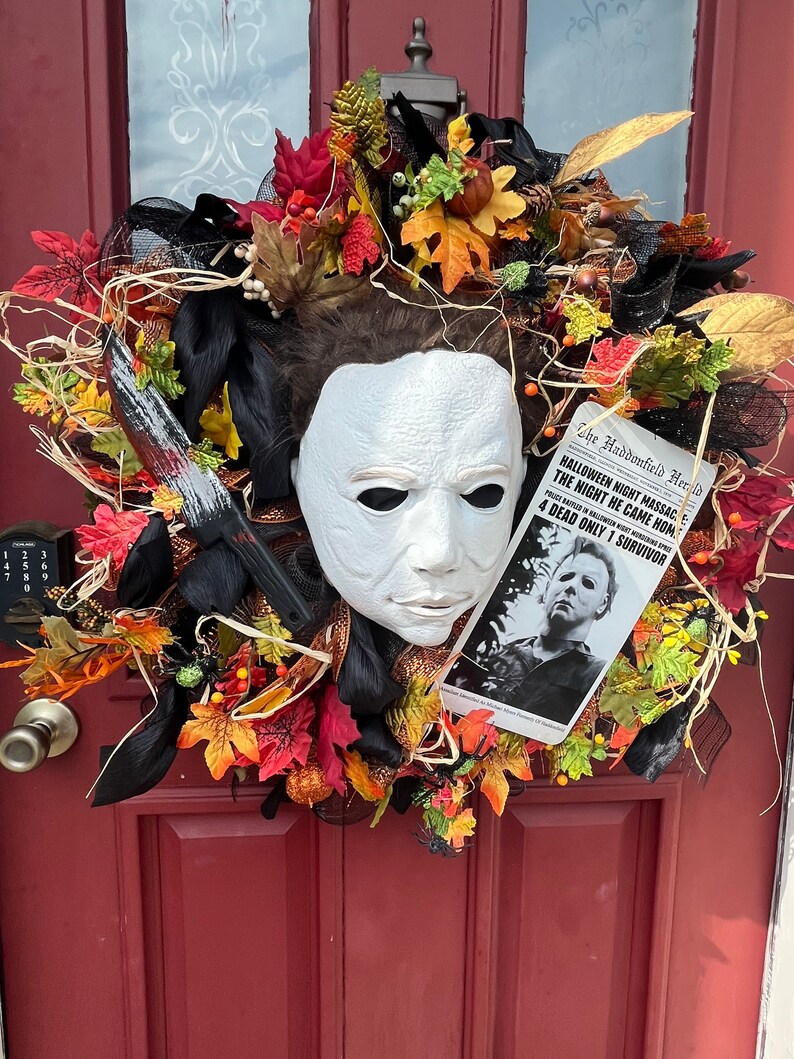 Michael Myers Wreath
 Huge Deluxe Michael Halloween Myers Wreath Etsy