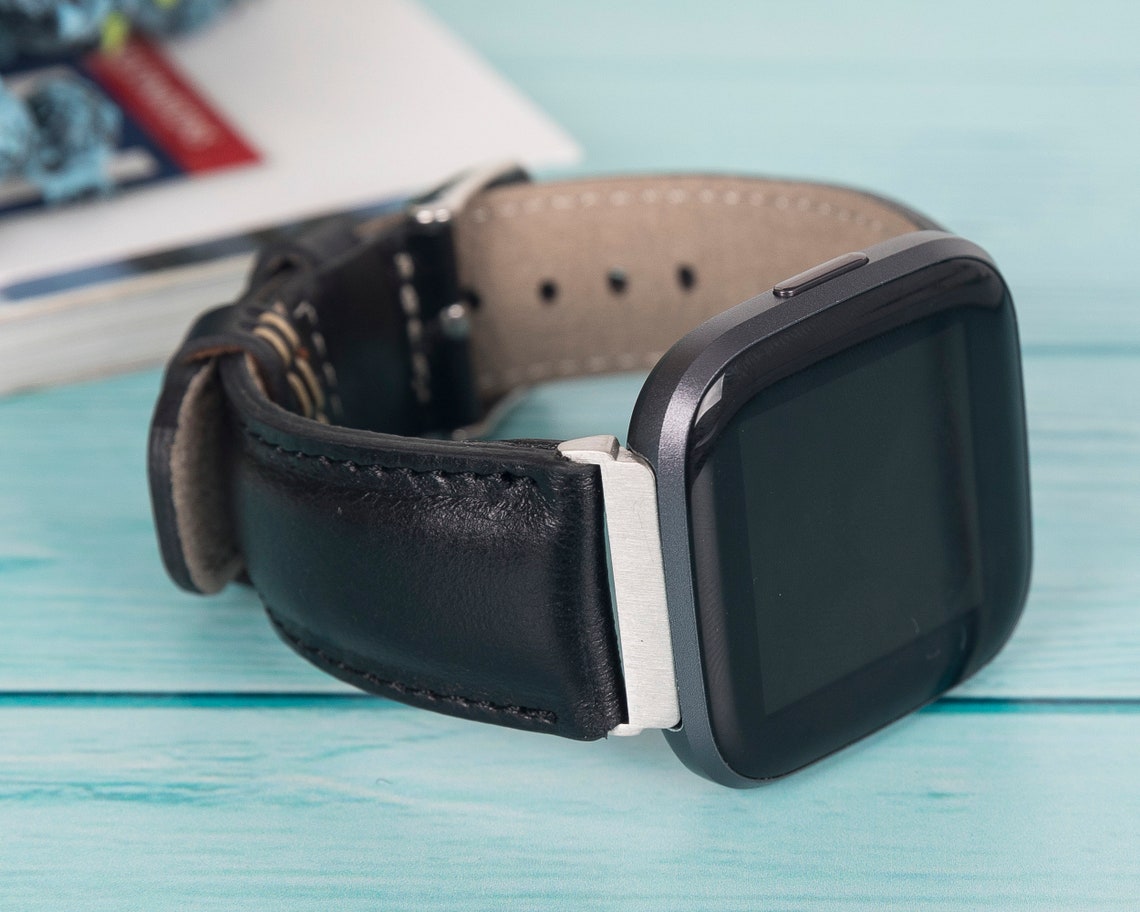 Schwarzes Leder Fitbit Versa 3 2 1 & SENSE Armband Fitbit Etsy