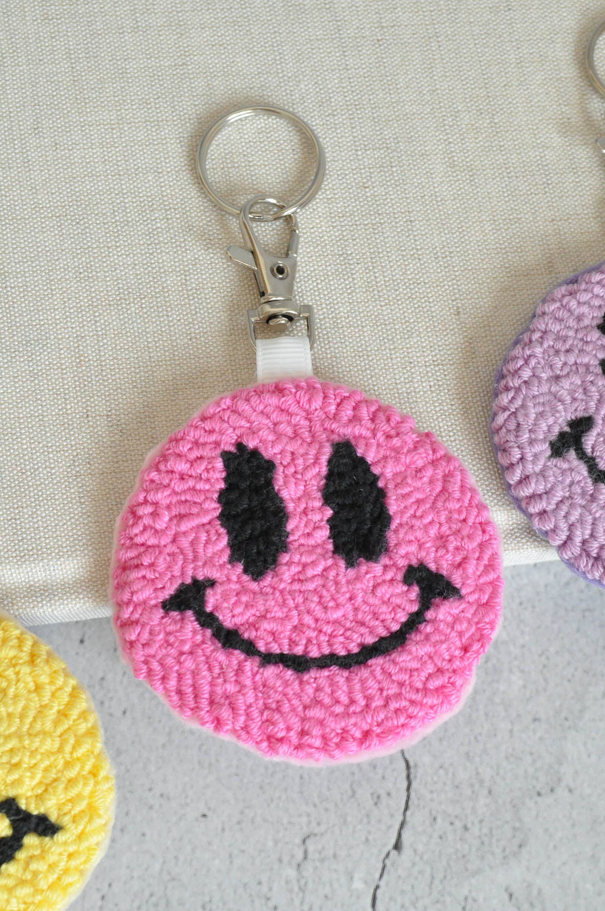 Handmade Punch Needle Smiley Keychain, Emoji Bag Charm - Etsy