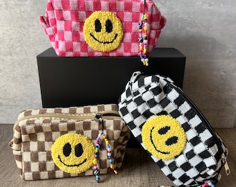 Checkered Punch Needle Smiley Make-up Bag | Hand Tufted Cute Pencil Case Bag