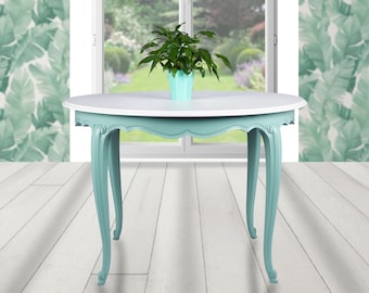 Dining table in painted wood