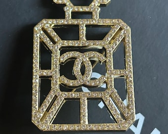 VINTAGE CHANEL pin brooch jewelry