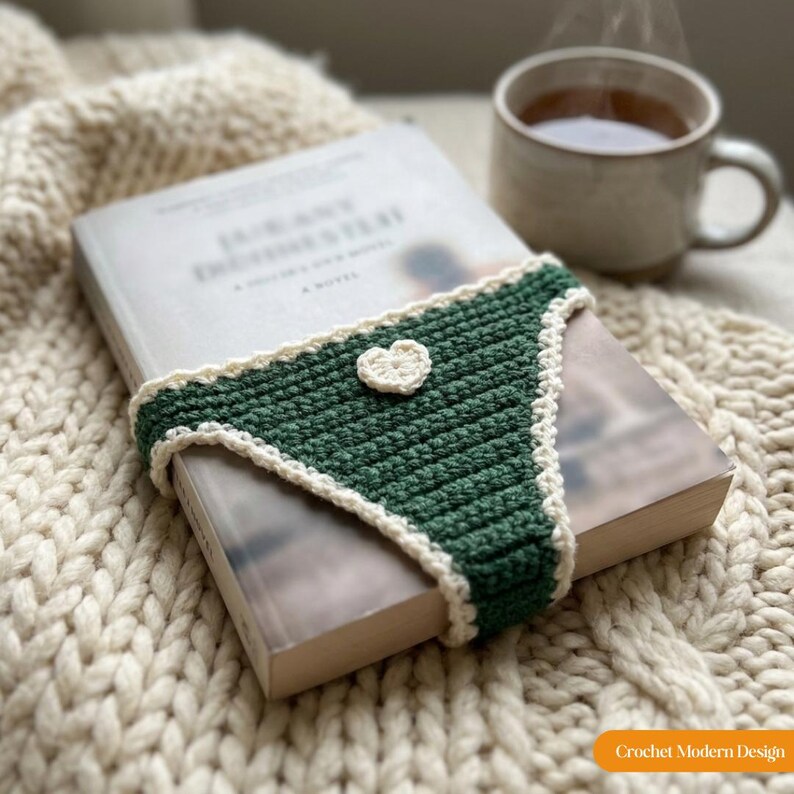 crochet book thong PDF pattern