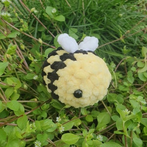 Handmade Crochet Miniature Bees Amigurumi Stress Toy Plushies