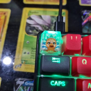 Ahsoka Padawan Artisan Resin Keycap - Cherry MX Compatible - Star Wars ESC Key - Unique Gift for Keyboard Lovers