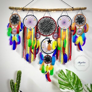 Boho dreamcatcher, native dreamcatcher, boho home decor, gift for mom, quartz stone dreamcatcher, feather dreamcatcher, Flower dreamcatcher