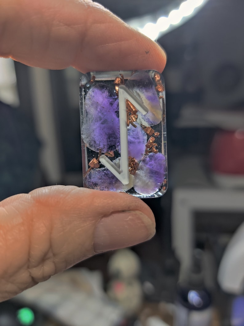 Light Amethyst
