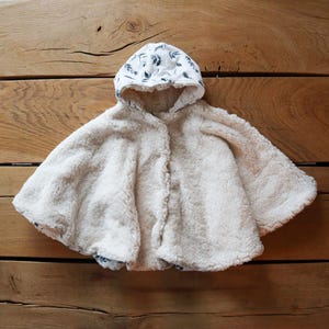 XXL reversible poncho, children&#39;s cape from 0 to 4 years old