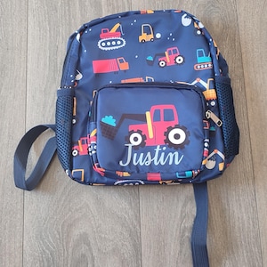 Sac à dos enfant garçon tracteur chantier bleu, maternelle, personnalisé au prénom de votre choix