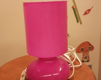 IKEA LYKTA Tischlampe 24 cm – Eingestellte seltene Vintage-Kollektion – Farbe Pink