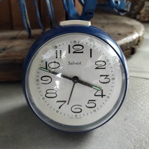 SALVEST Winding table clock - vintage alarm clock, West Germany design 1960/1970