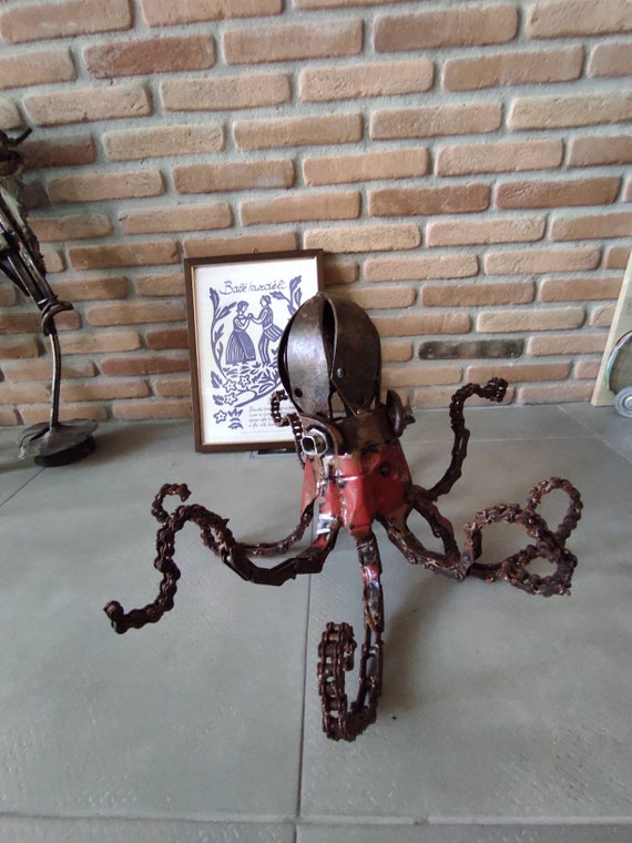 Al the Octopus - Prop Art Studio