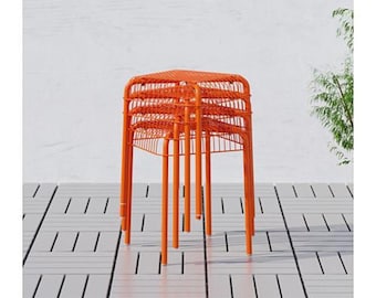 Wunderschöner IKEA-Hocker der VASTERON-Linie, Farbe Orange – Vintage-Designhocker aus den 1990er Jahren