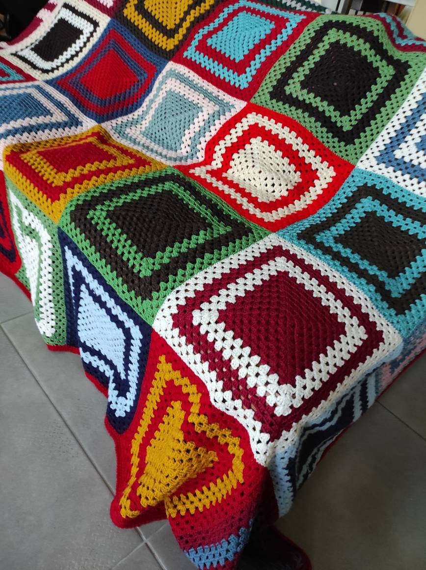 Crochet Crochet Blanket Wool Vintage Handmade Bedspread Grandmother's  Blanket Square Patchwork 