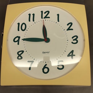 GUZZINI Break Time wandklok - vintage design uit de jaren 80 Made in Italy