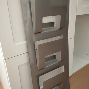 ◎ IKEA イケア Skrissel マガジンウォールラック 3段 IKEA Skrissel Vintage Design 2000s Wall Mounted Metal Magazine