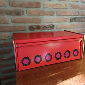 BRABANTIA Vintage Bread Basket Patrice Collection - Retro Design Metal Breadbox Bread Basket
