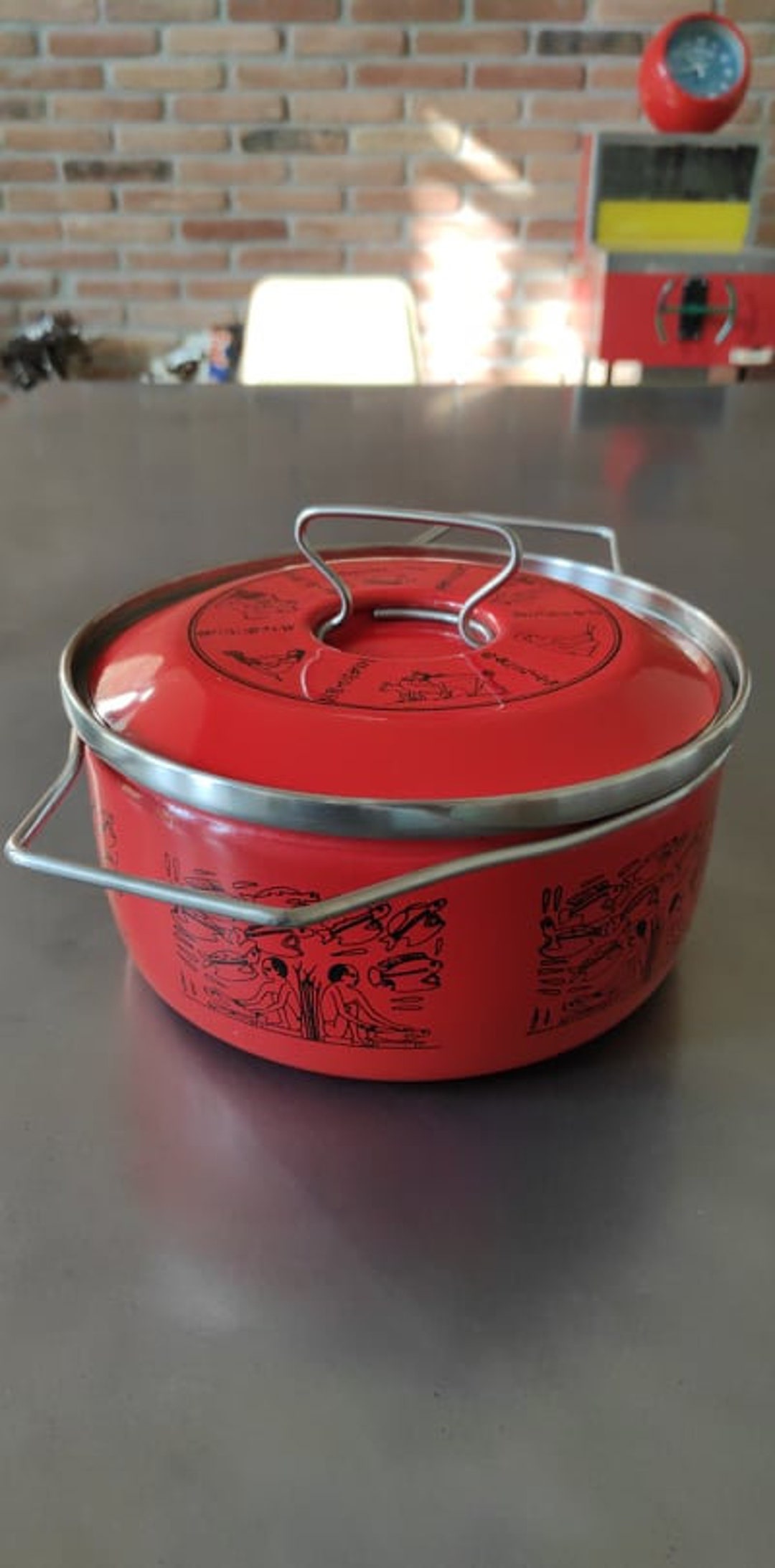 Vintage Lifestyle Concept Store : MINI COCOTTE , TÔLE ÉMAILLÉE , ROUGE