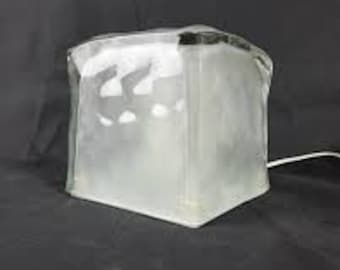 IKEA Ice Cube IVIKEN Tischlampe aus Glas – Vintage-Design der 90er Jahre – Eiswürfel
