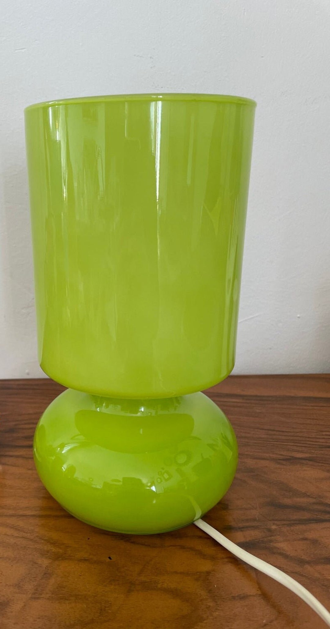 Lampe de table Havsta, lampe à 1 flamme en métal en laiton ancien, lampe  vintage au design rétro avec abat-jour en verre vert, avec interrupteur à  tirette, 1 douille E27, ampoule(s) non