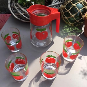 HENKEL Set Glass Carafe + 4 Glasses with Cherries - Vintage 1970s