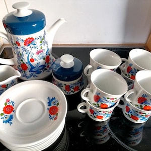 Schumann Arzberg Bavaria Tyskland vintage kaffeservis med koppar, kaffekanna och sockerskål, 1970-talet