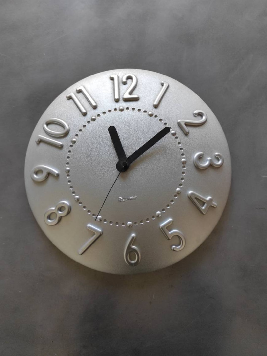 GUZZINI Gray Vintage Design Wall Clock From the 1980s - Made in