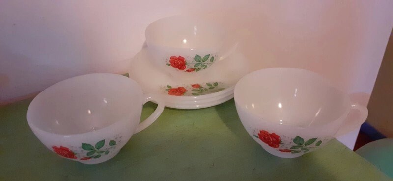 Service à café 6 tasses 1970 ARCOPAL Vieilles Voitures - Arts de la table