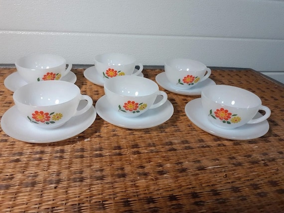 ARCOPAL Set of 6 Cups and 6 Saucers - Made in France Vintage