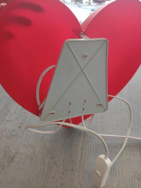IKEA Smila Hjärta Wall Lamp. Soft Mood Light. Red Heart