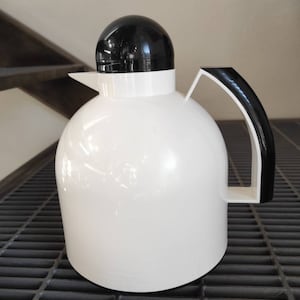 Papillon Thermoskanne von Guzzini, 1980er Jahre, Design Furio Minuti – Vintage-Design Made in Italy – weiße Kunststoffkanne