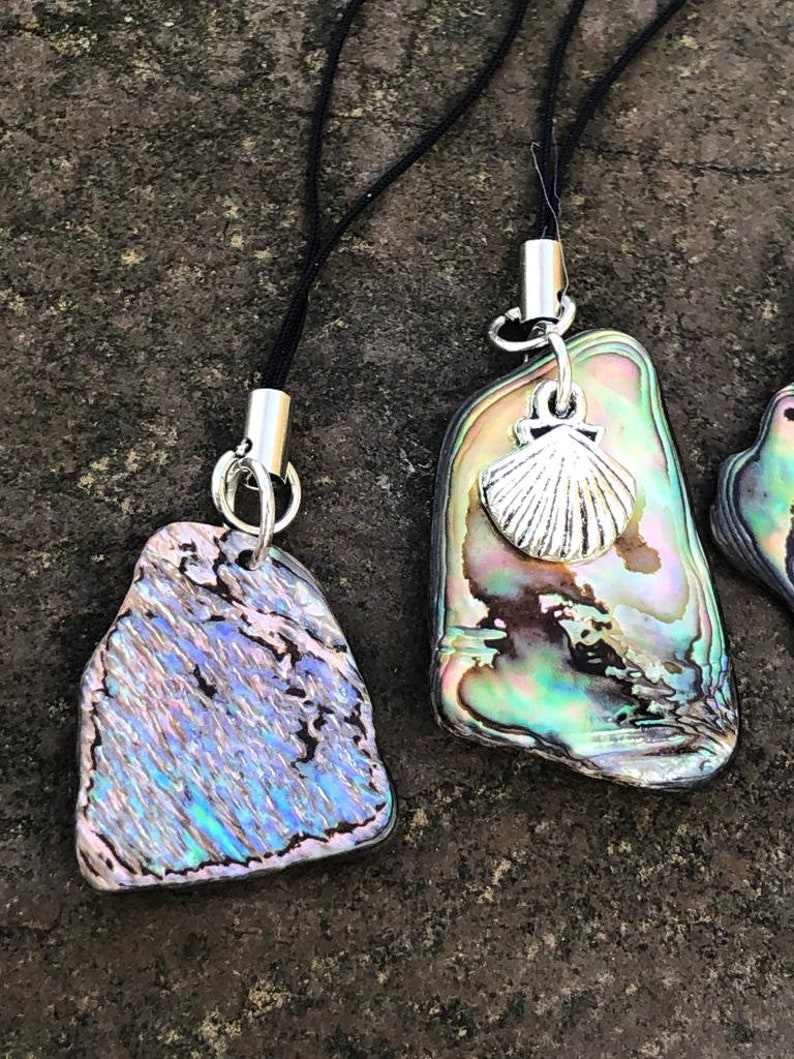 Phone Loop and Bag charms Natural Paua Shell _191_Take the beach along_3 image 1