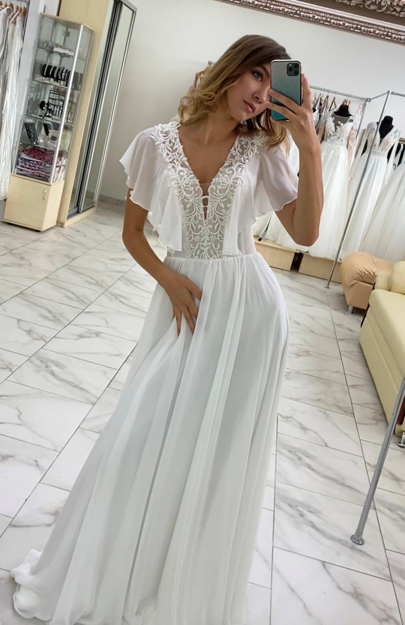 romantic wedding dress, unique wedding dress, amazing wedding dress, boho wedding dress, bohemian wedding gown, flutter sleeves wedding dress, butterfly wedding gown, chiffon wedding dress, lace wedding dress