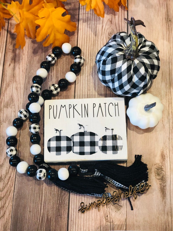 Buffalo Plaid Fall Decor, Gingham Garland, Pumpkin Patch Decor, Wood bead Garland, Wood Beaded Garland, fall Pumpkin Decor, Pumpkin Decor