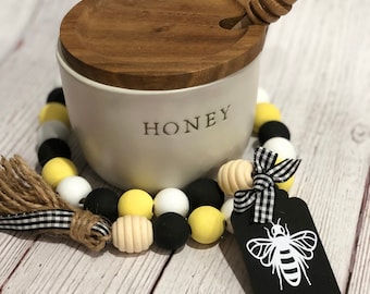 Honey Bee Garland, Honey Comb Garland, Tier Tray Garland, Summer Tray Centerpiece, Kitchen Bee Theme, Bee, Honey Bee Decor, Honey Bee Gifts