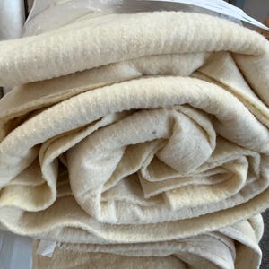 Organic French Wool Batting: 1/2" Thick, 7,5’ width / Natural Fiber for Quilting, wall’s van, boots insulation,  camping, blankets, pillows.
