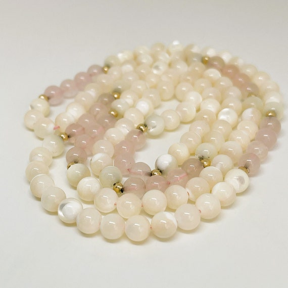 Vintage Round Glass Beaded Necklace Milky White, … - image 4