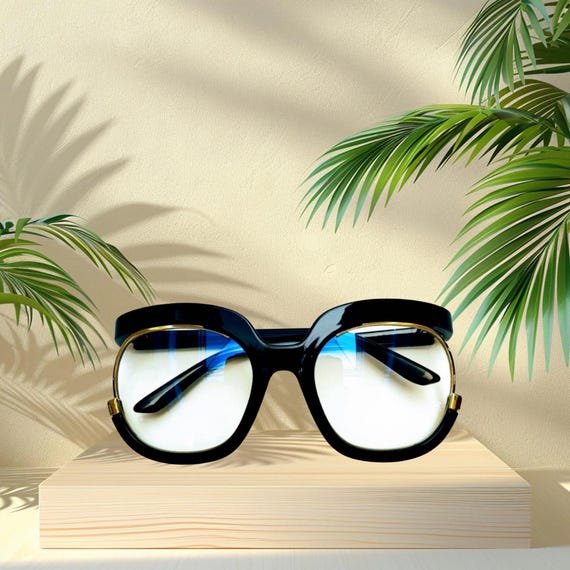 Oversized Retro Blue Light Blocking Glasses: Gold & Black  display picture 2
