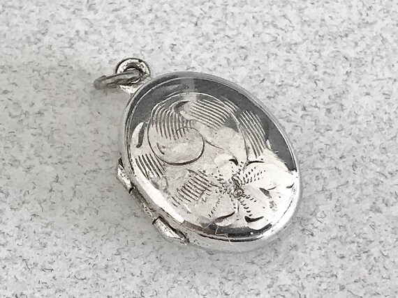 Antique 1940s Sterling Silver Locket / 925 Pendant