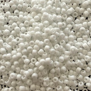 White glass bead #6, 4mm white Japanese bead, white seed beads for jewelry, size 6 beads, shiny white large seed beads, bridal large beads