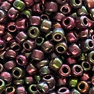 Purple green #8 & #11 bead, shiny purple size 8 seed bead, green purple size 11 Japanese seed bead, unusual beads for jewelry,