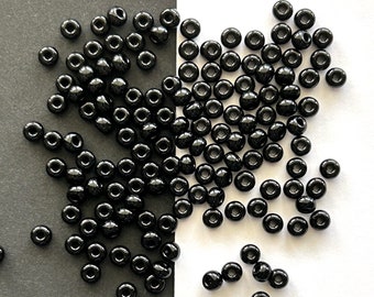Black Preciosa Seed Beads: Opaque Round Czech Glass (4mm, Size 6)
