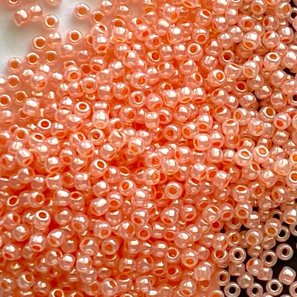 Soft Blush #11 seed bead, pearlized peach seed bead, Toho #11 pink peach bead, soft seed bead for jewelry, TR-11-905, ceylon pearlized peach