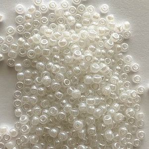 White #11 pearl seed bead, Matsuno white bead, tiny pearl white beads, glass white seed bead, beads for decoration, beads for clothing