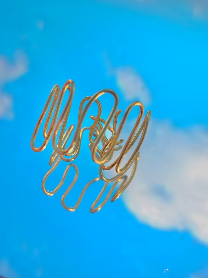 Wavy Trendy Ring