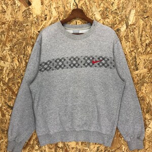 Vintage Nike Small Logo Crewneck Sweatshirt Size M Nike Swoosh Pullover Sweater Grey Streetwear Sweater